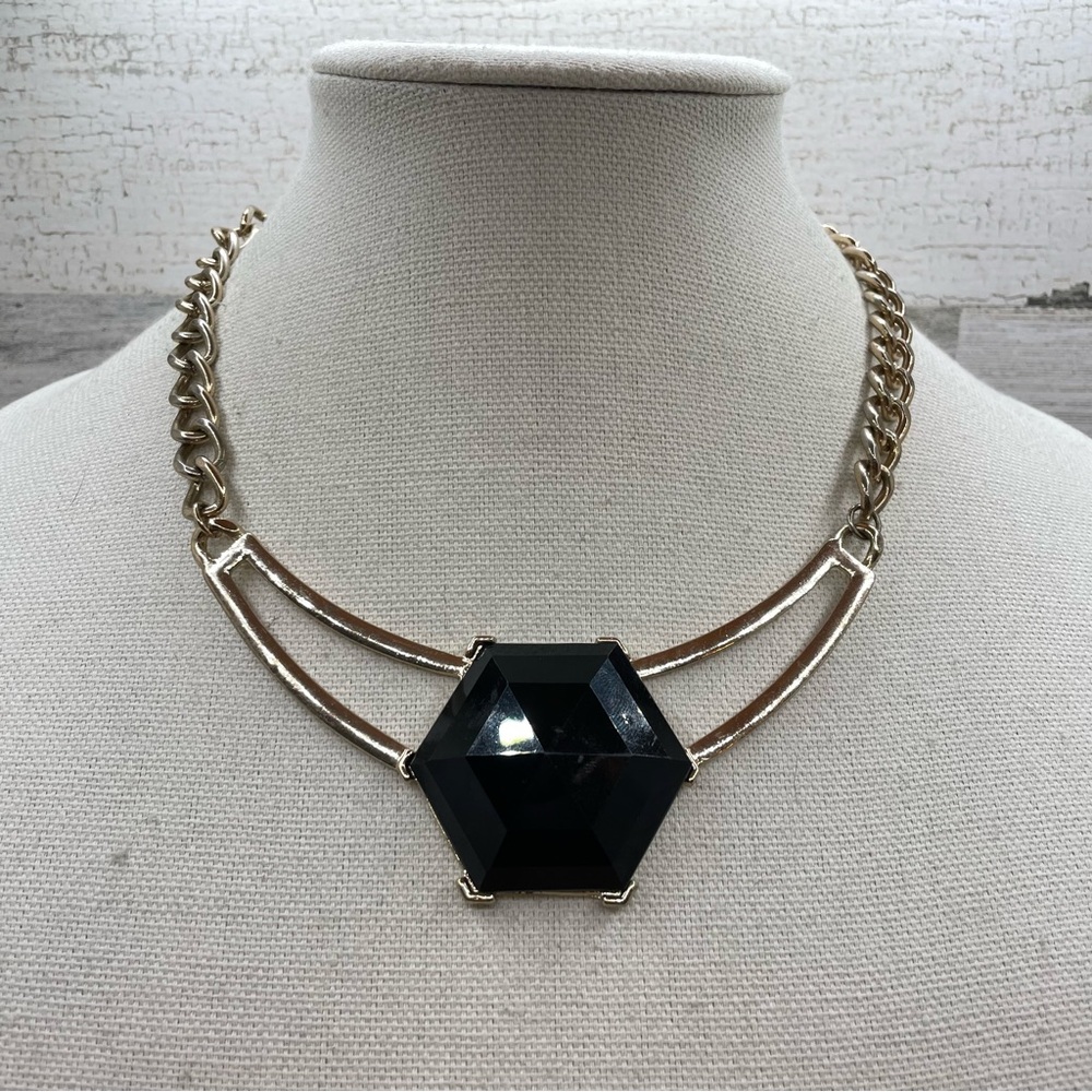 Beautiful Black Multi Faceted Black Lucite Collar Statement Necklace